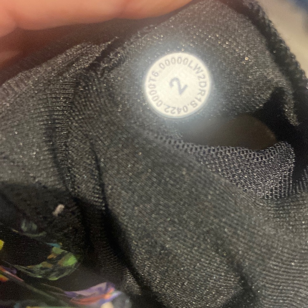 Lululemon Energy Bra *Medium Support, B–D Cups 2022 - Picture 2 of 6